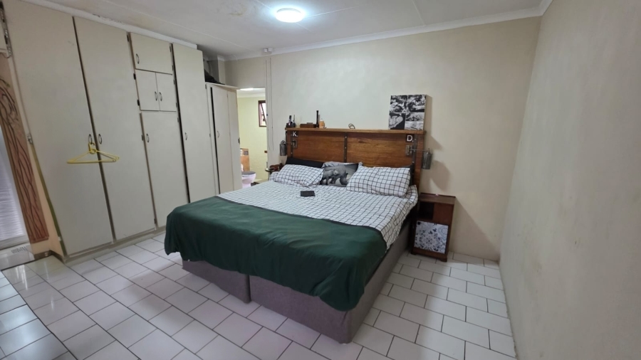 40 Bedroom Property for Sale in Waterkloof A H North West